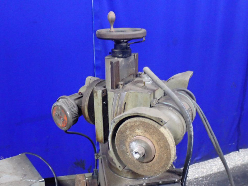 R-o Manufacturing Co 30"x 8" Tool & Cutter Grinder