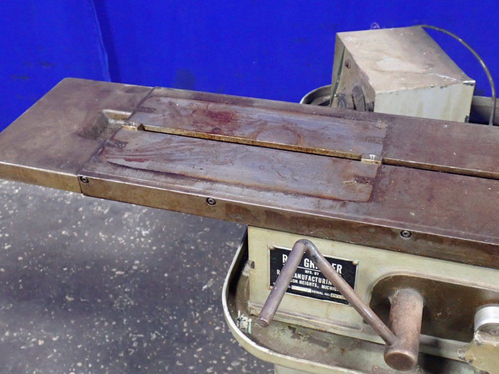 R-o Manufacturing Co 30"x 8" Tool & Cutter Grinder