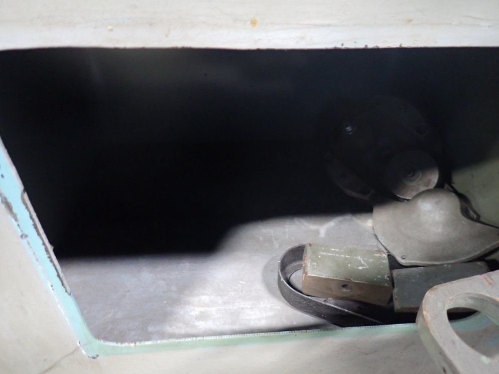 R-o Manufacturing Co 30"x 8" Tool & Cutter Grinder