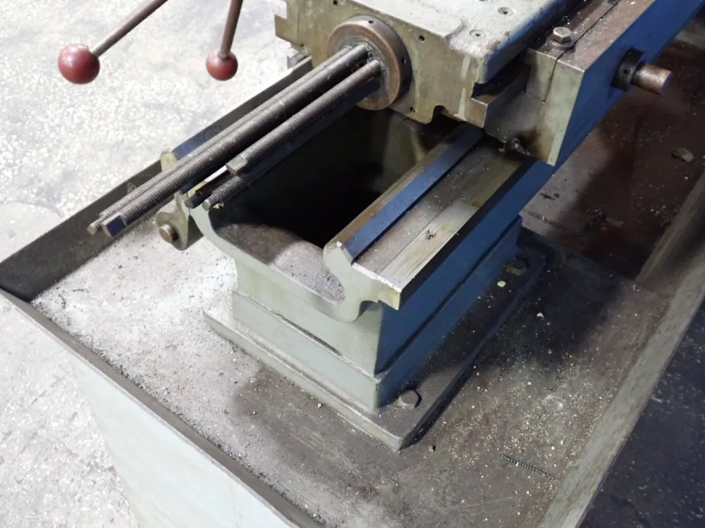Logan 14" Lathe - 6561h