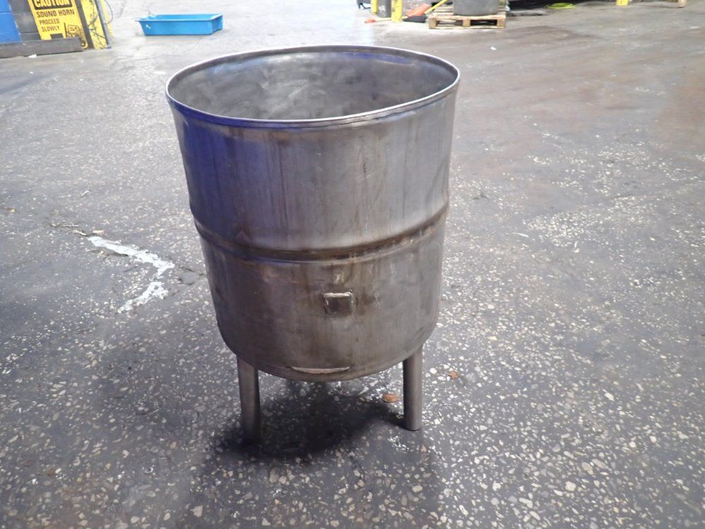 23" X 23" X 23" Tank