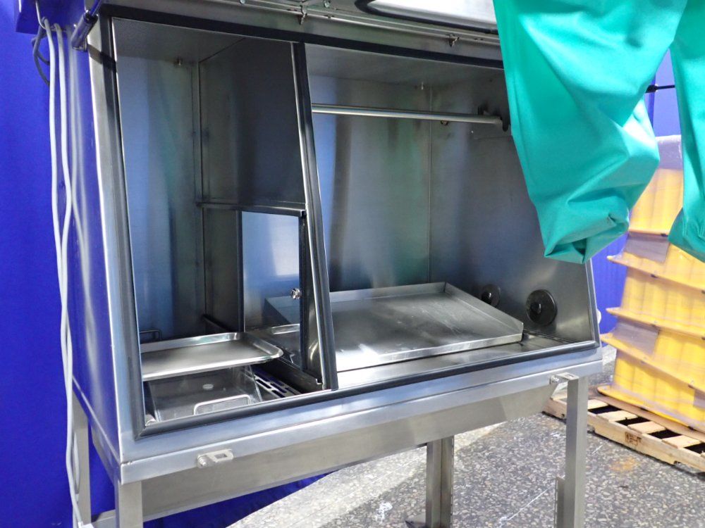 Germfree Laboratories 24" X 30" X 22" Chamber Containment Aseptic Isolator Laminar Flow Hood - Vf-4usp