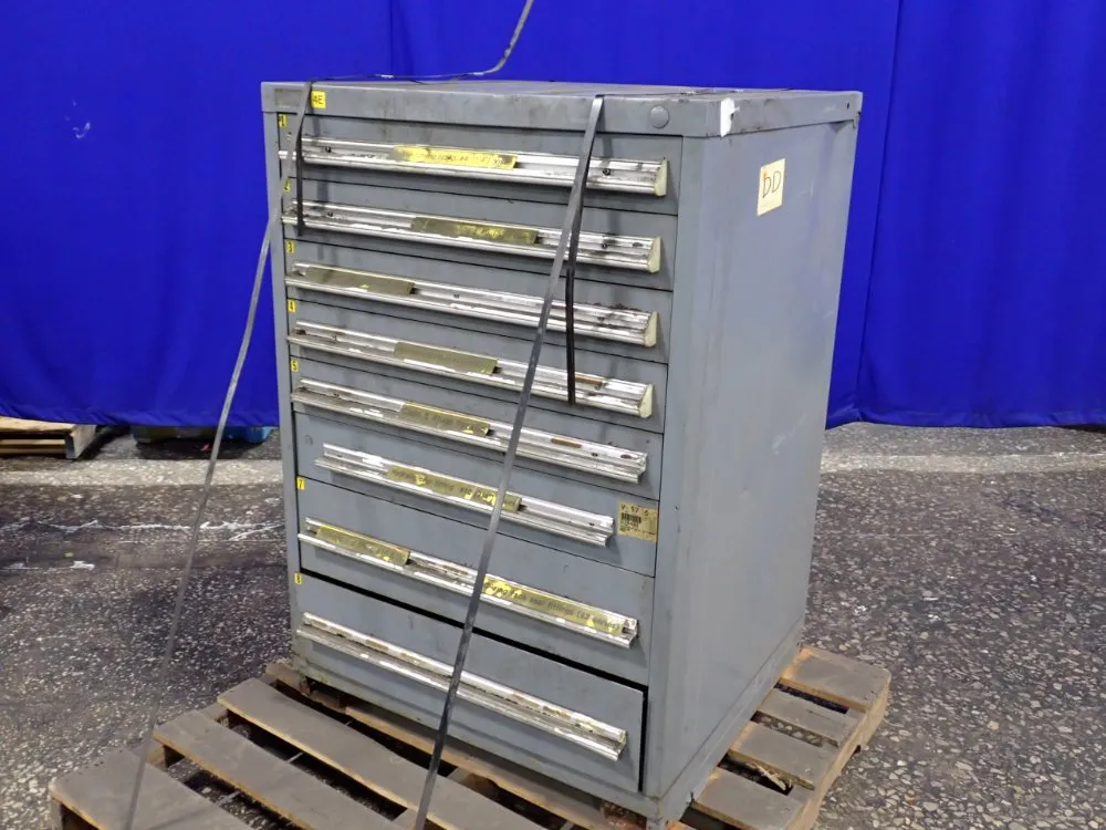 8 Drawers Tool Cabinet