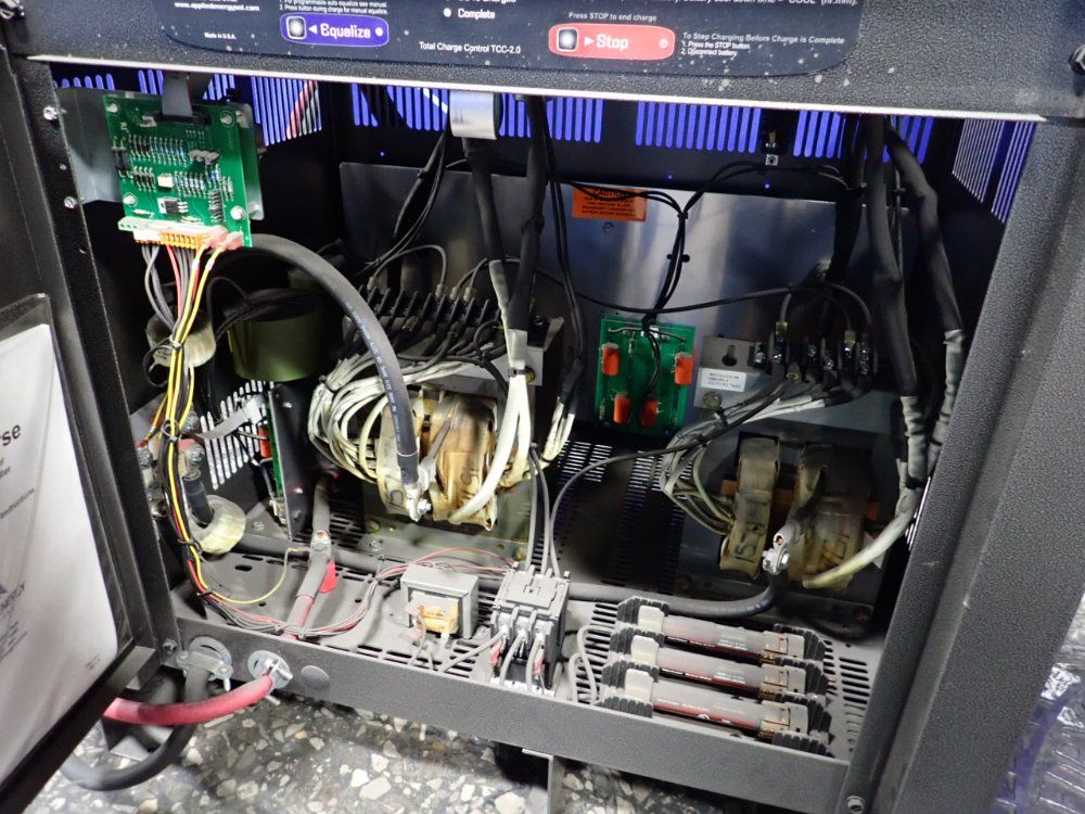 Quarterhorse 36 V / 750 Ah Battery Charger - Ohc018n750s9ds