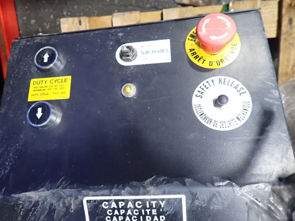 Snap-on Equipment Inc 10,000 Lbs Wheel Alignment System - Eewa550a