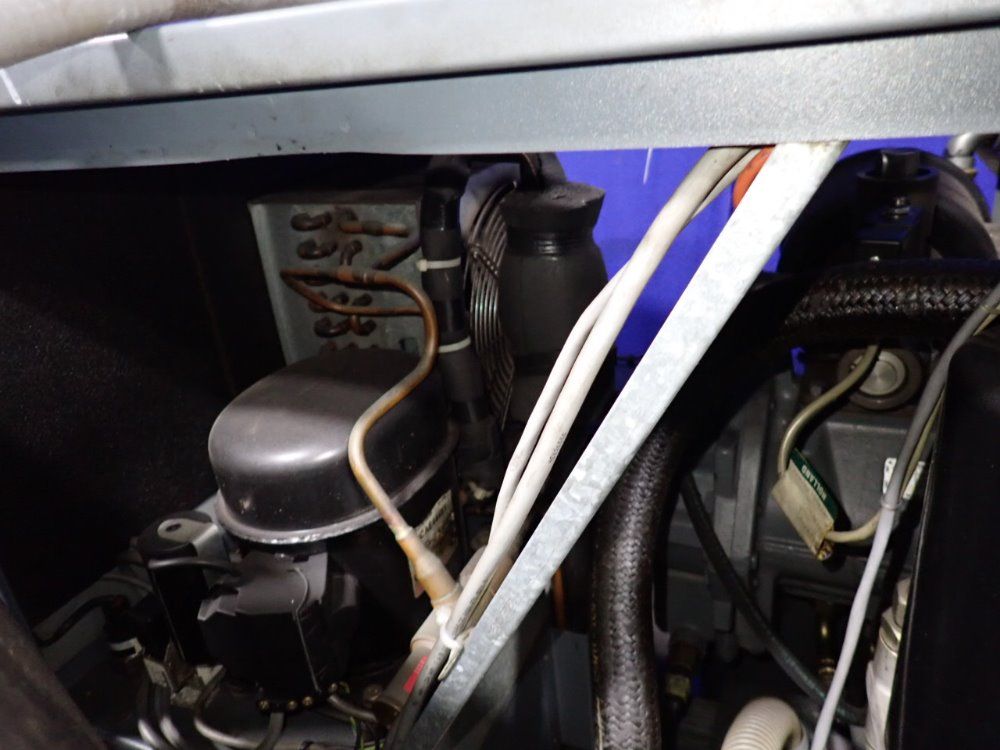 Atlas Copco 15 Hp Air Compressor - Ga11