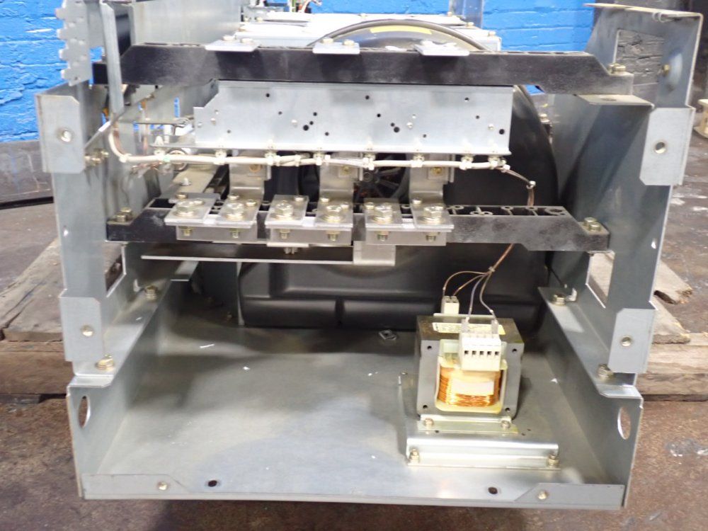 Siemens Ac Drive - 6se7032-1eg20-z