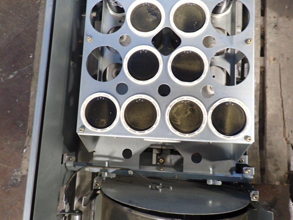 Siemens Ac Drive - 6se7032-1eg20-z