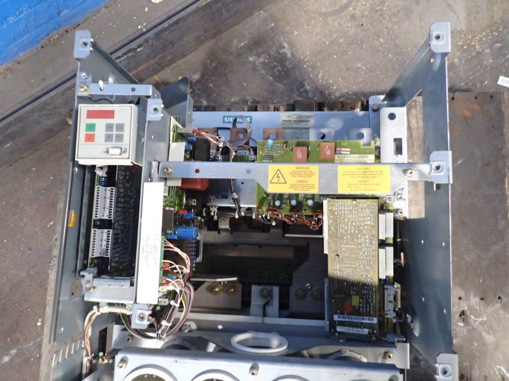 Siemens Ac Drive - 6se7032-1eg20-z