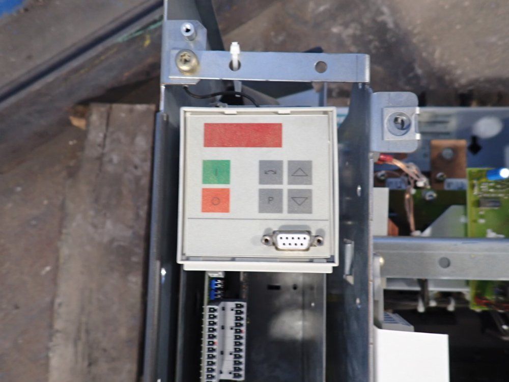 Siemens Ac Drive - 6se7032-1eg20-z