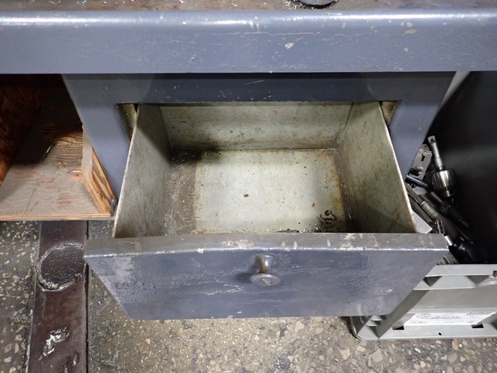 Clausing 13" X 34" Lathe - 6329