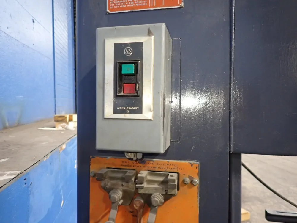 Powermatic 19 1/2" Vertical Band Saw - 87