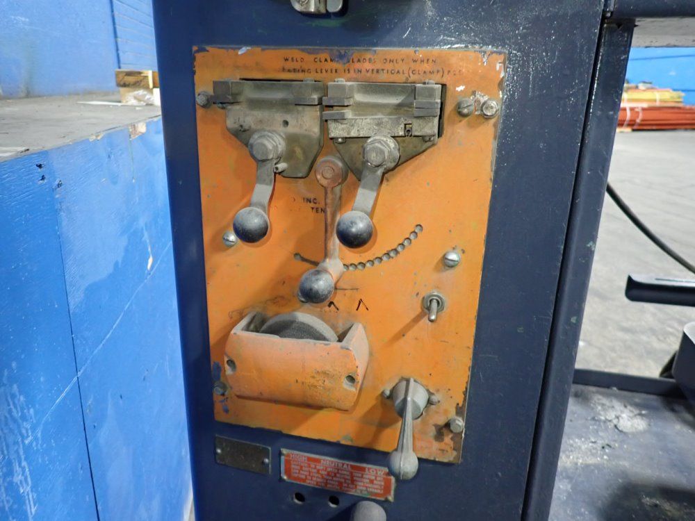 Powermatic 19 1/2" Vertical Band Saw - 87