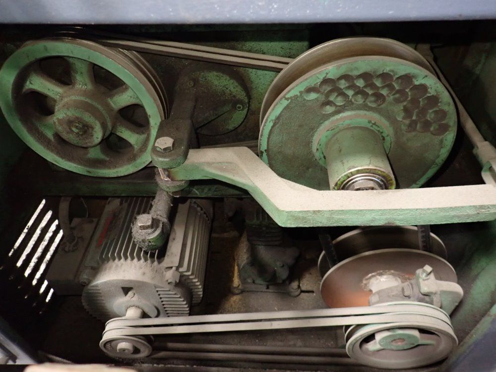 Powermatic 19 1/2" Vertical Band Saw - 87