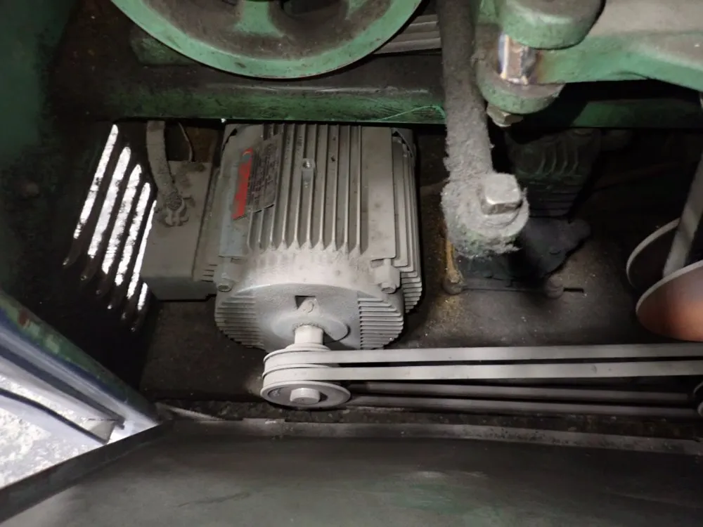 Powermatic 19 1/2" Vertical Band Saw - 87