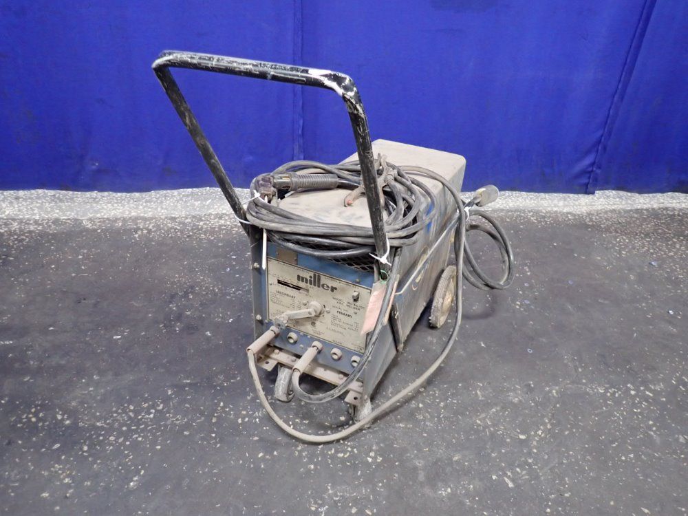 Miller 180 Amps Welder - 180 Ac/dc