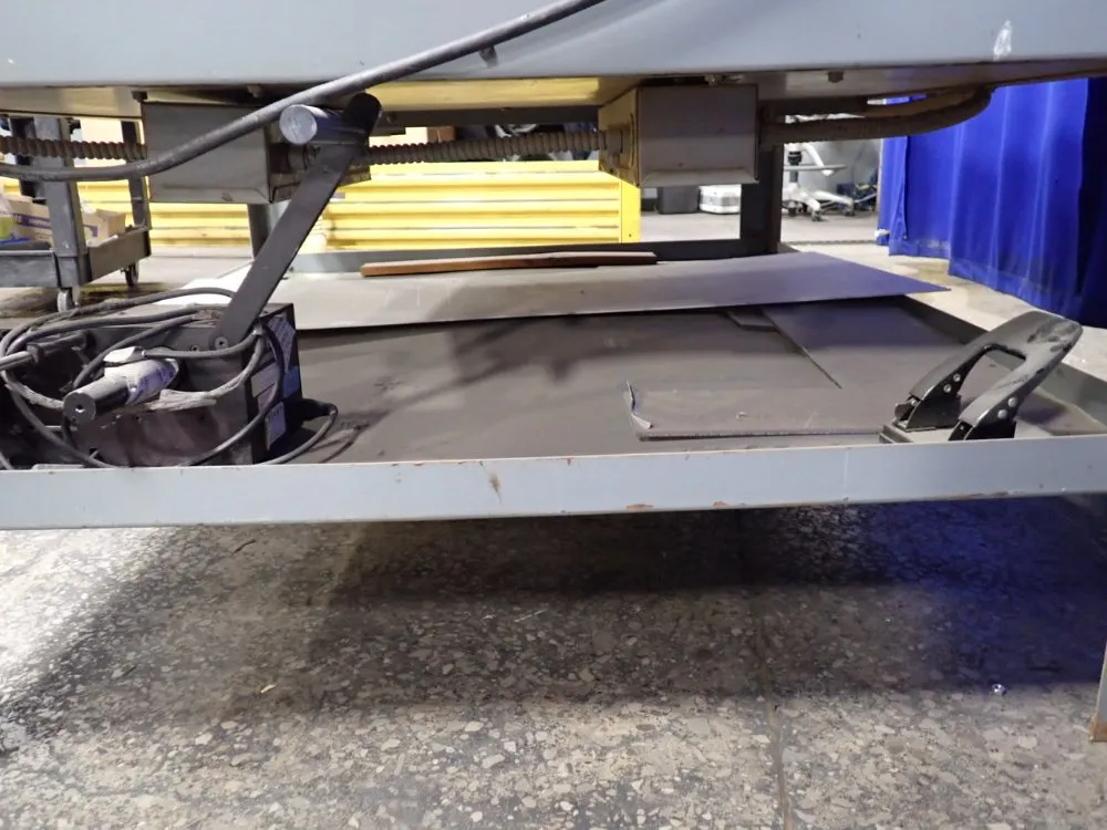 Craftsmen 52" X 40" Line Up Table - 1-p