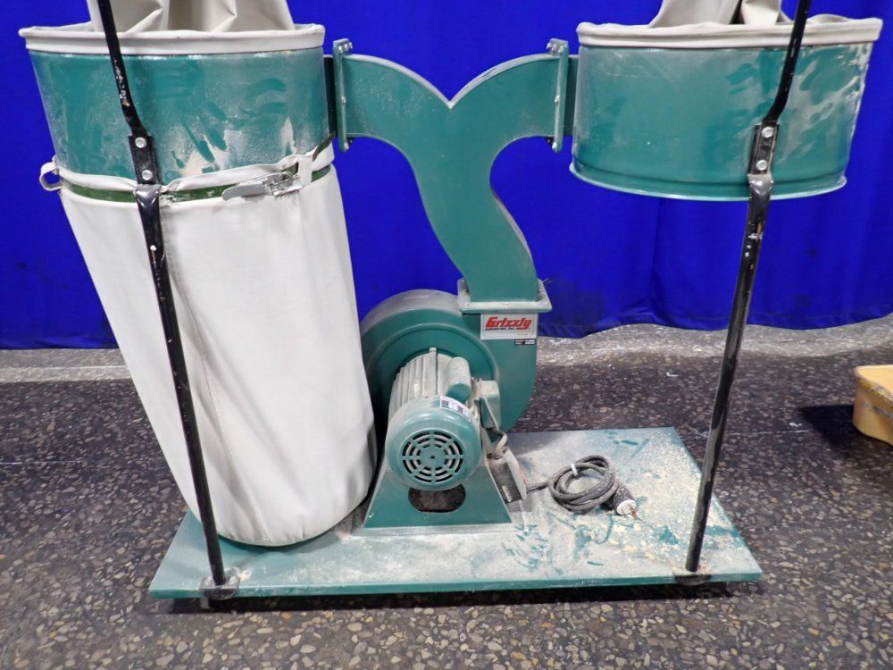 Grizzly 2 @ 19" X 19" X 40" Dust Collector