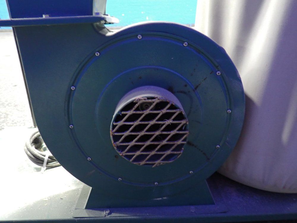 Grizzly 2 @ 19" X 19" X 40" Dust Collector