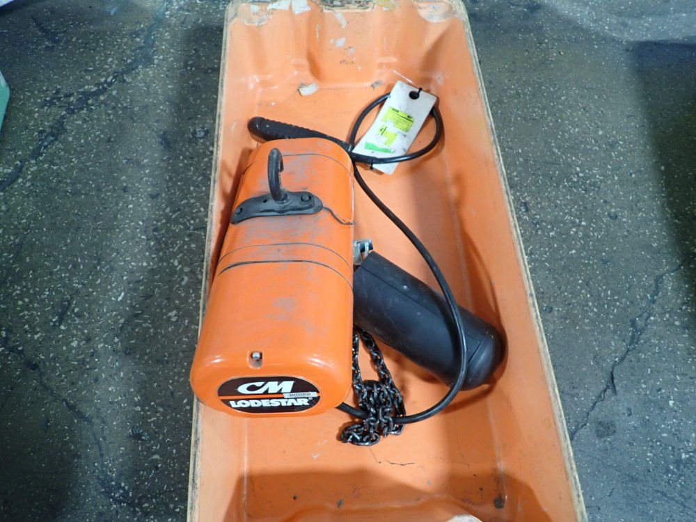 Columbus Mckinnon Corporation 1/4 Ton Hoist - B