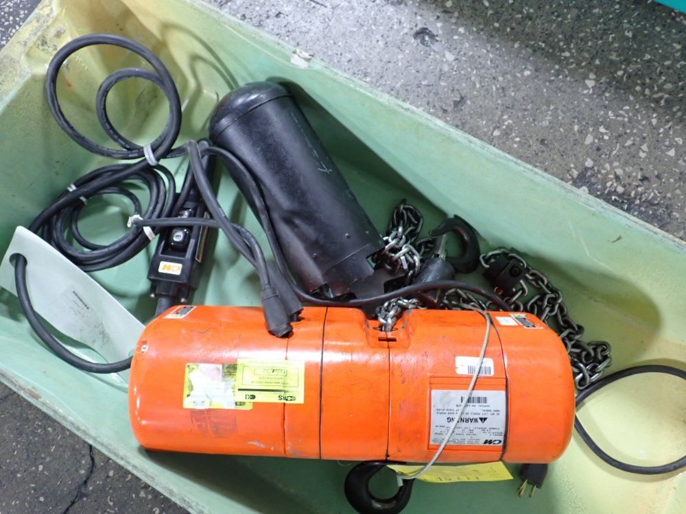 Columbus Mckinnon Corporation 1/2 Ton Hoist - F