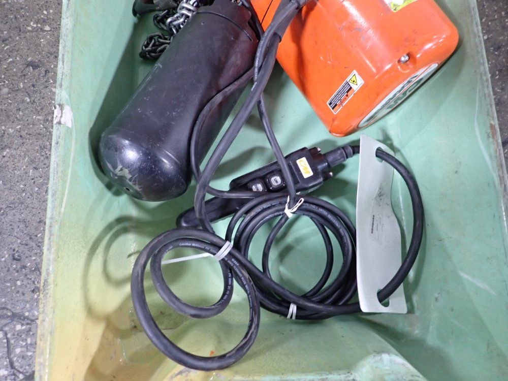 Columbus Mckinnon Corporation 1/2 Ton Hoist - F