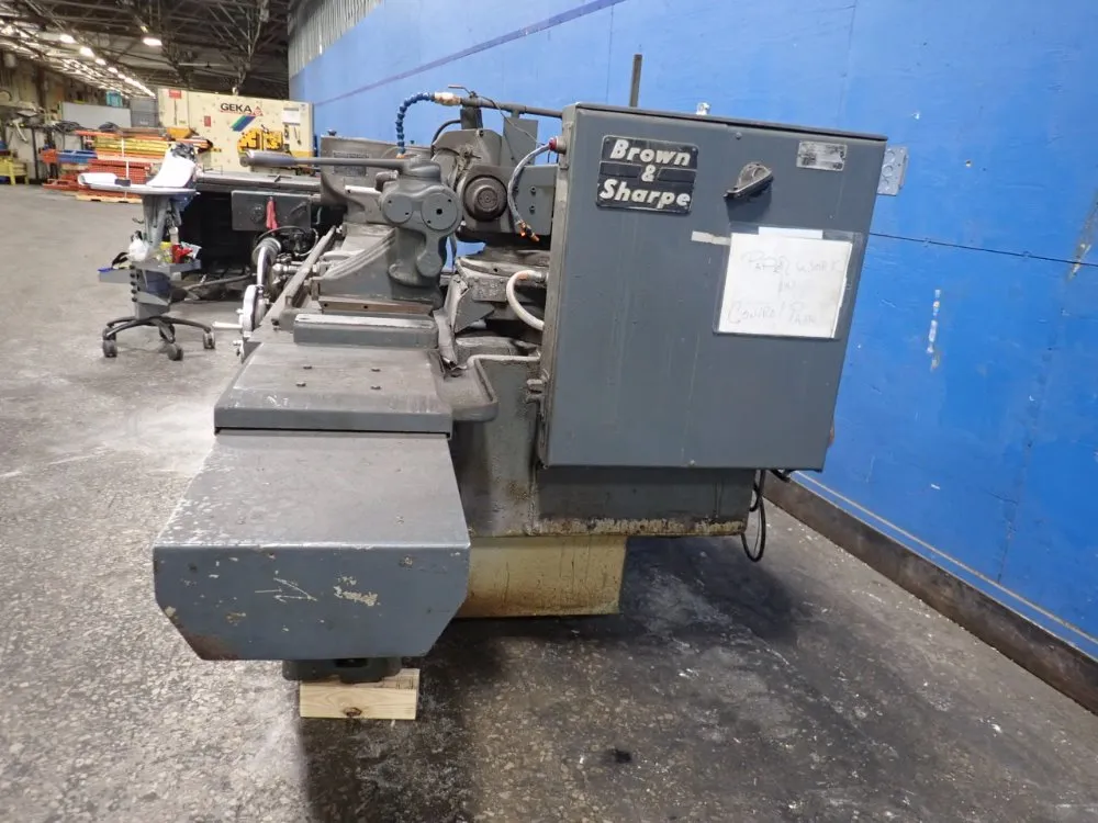 Brown & Sharpe Cylindrical Grinder - No 3