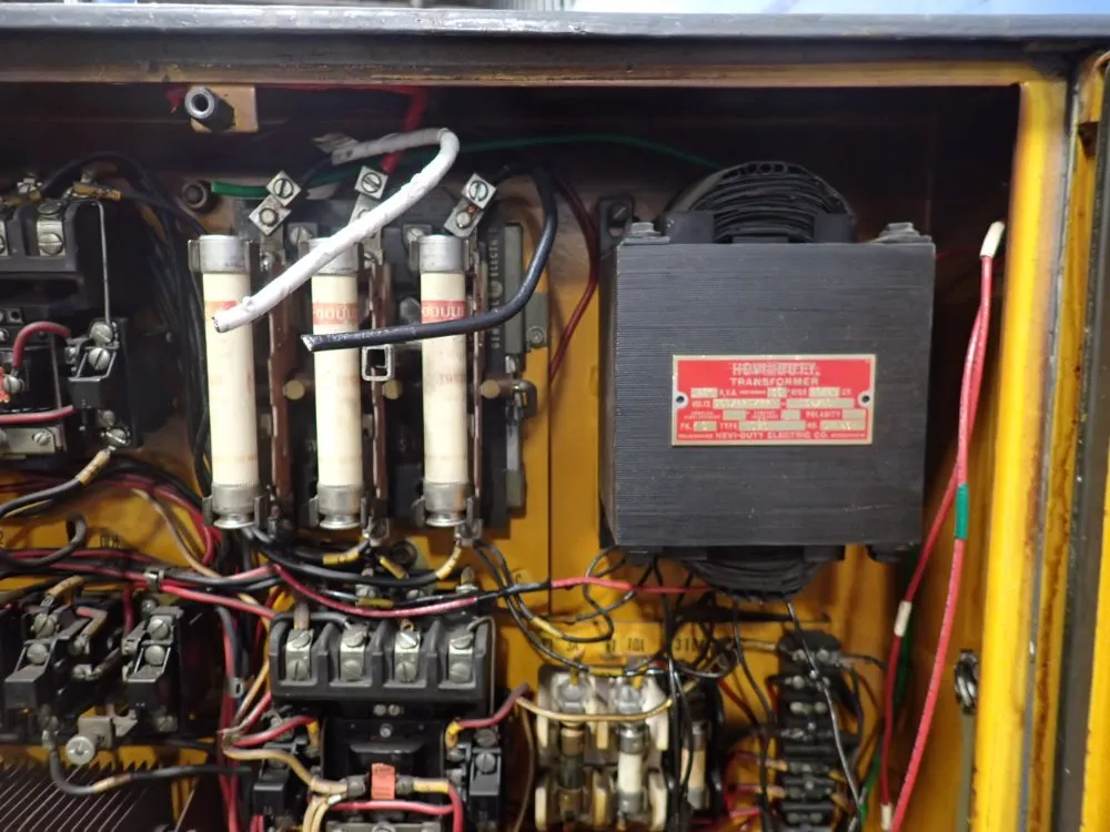 Brown & Sharpe Cylindrical Grinder - No 3