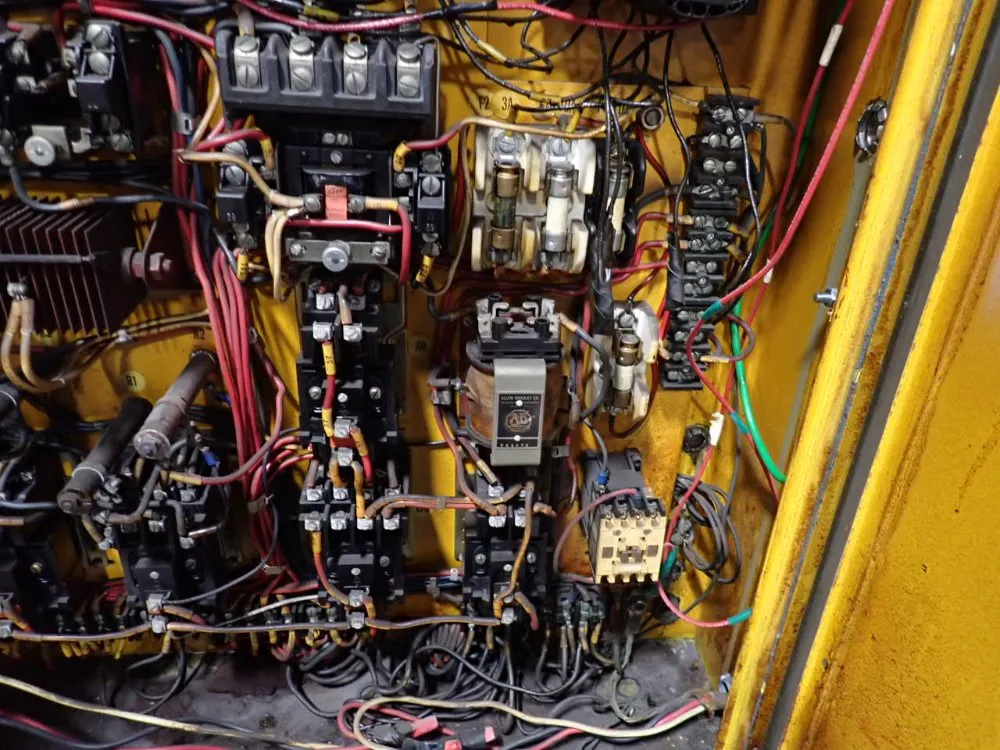 Brown & Sharpe Cylindrical Grinder - No 3