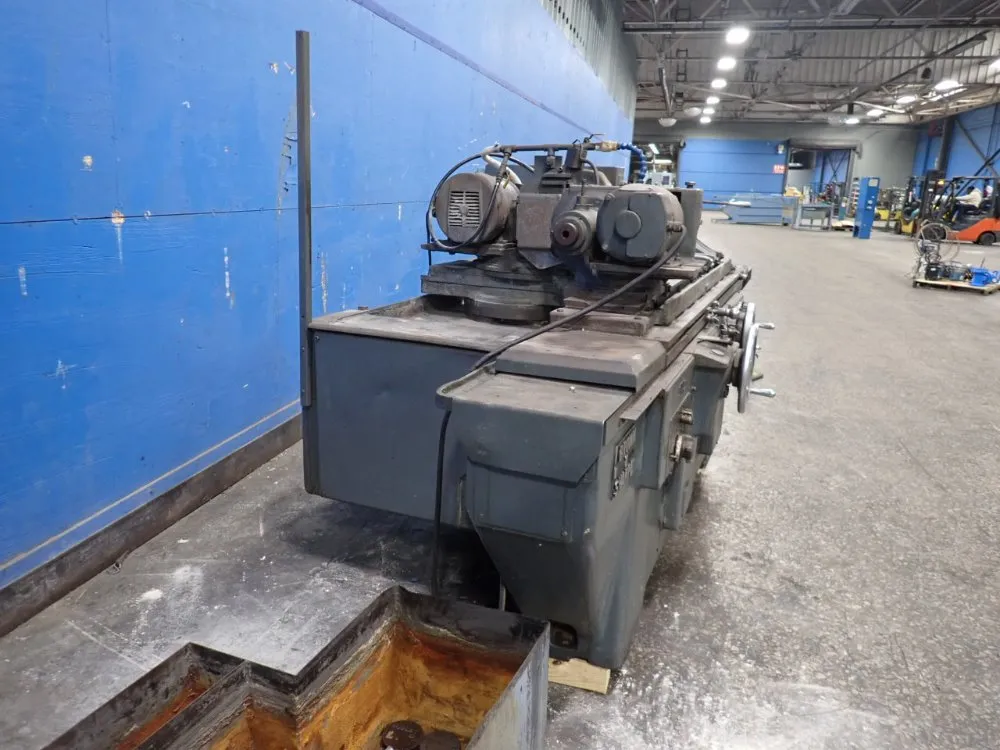 Brown & Sharpe Cylindrical Grinder - No 3