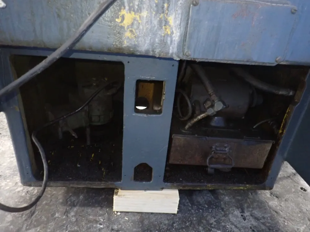 Brown & Sharpe Cylindrical Grinder - No 3