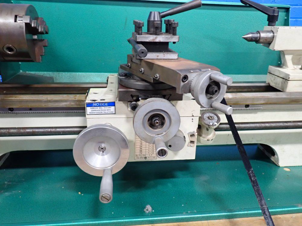 Grizzly 10" X 23" Lathe - G0602
