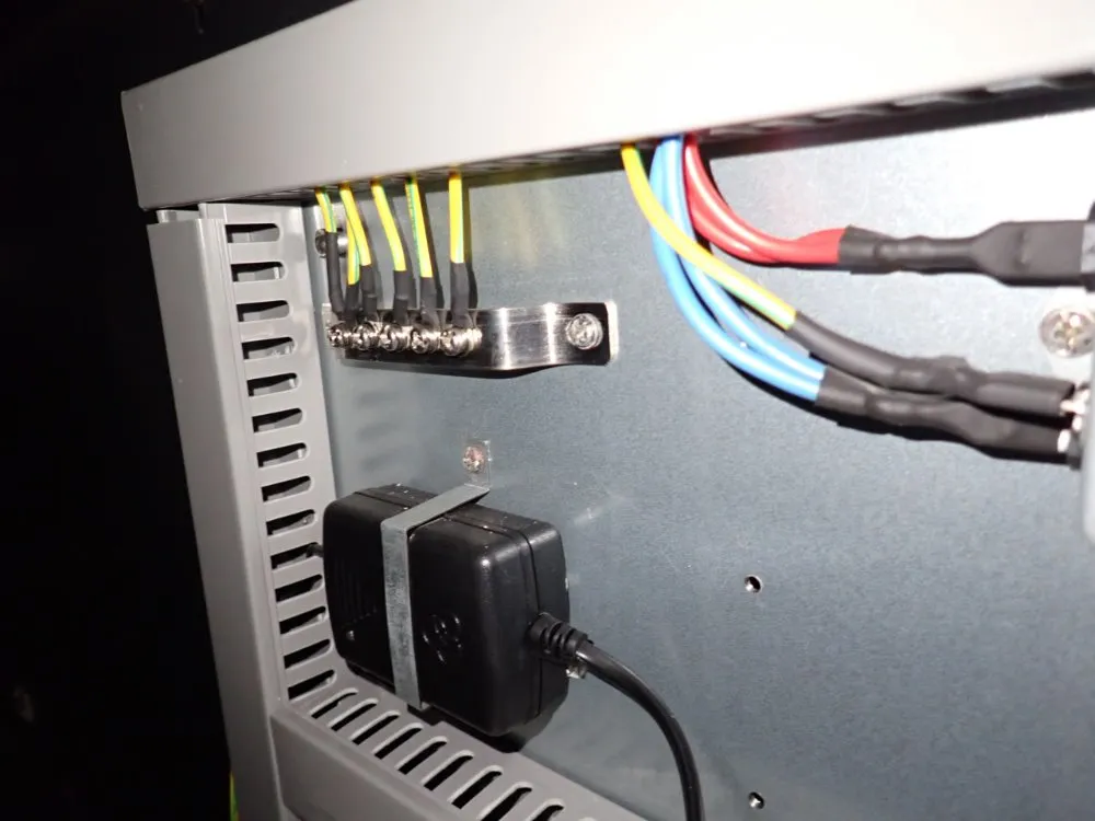 Gweike Tech Co 57" X 102" Laser Cutting Machine - Hp-5598