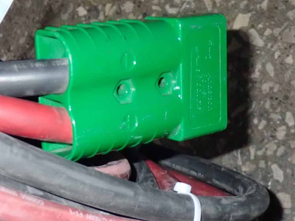 Hawker 24/36/48 V - 2000 Ah Battery Charger - Lpm3-48f-320y