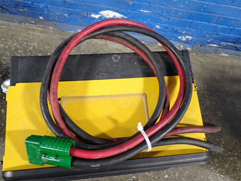 Hawker 24/36/48 V - 2000 Ah Battery Charger - Lpm3-48f-320y