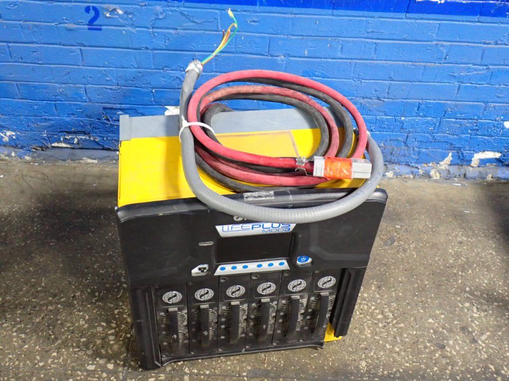 Hawker 24/36/48 V - 2000 Ah Battery Charger - Lpm3-48f-240y