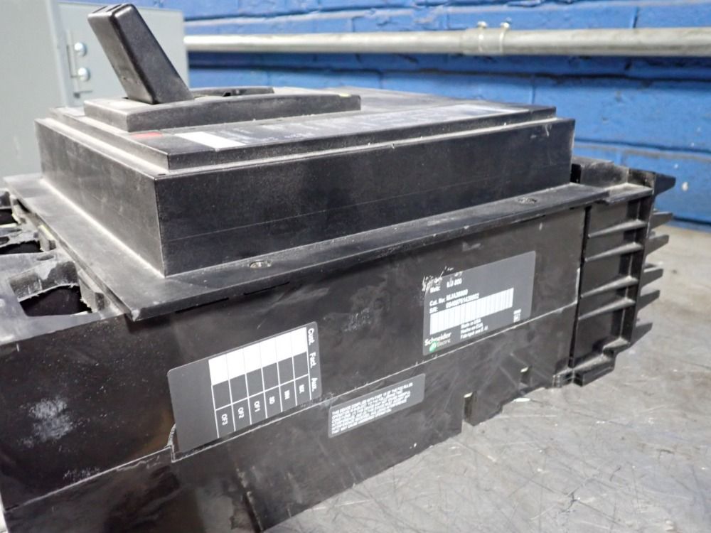 Square D 800 Amp Circuit Breaker - Mja800