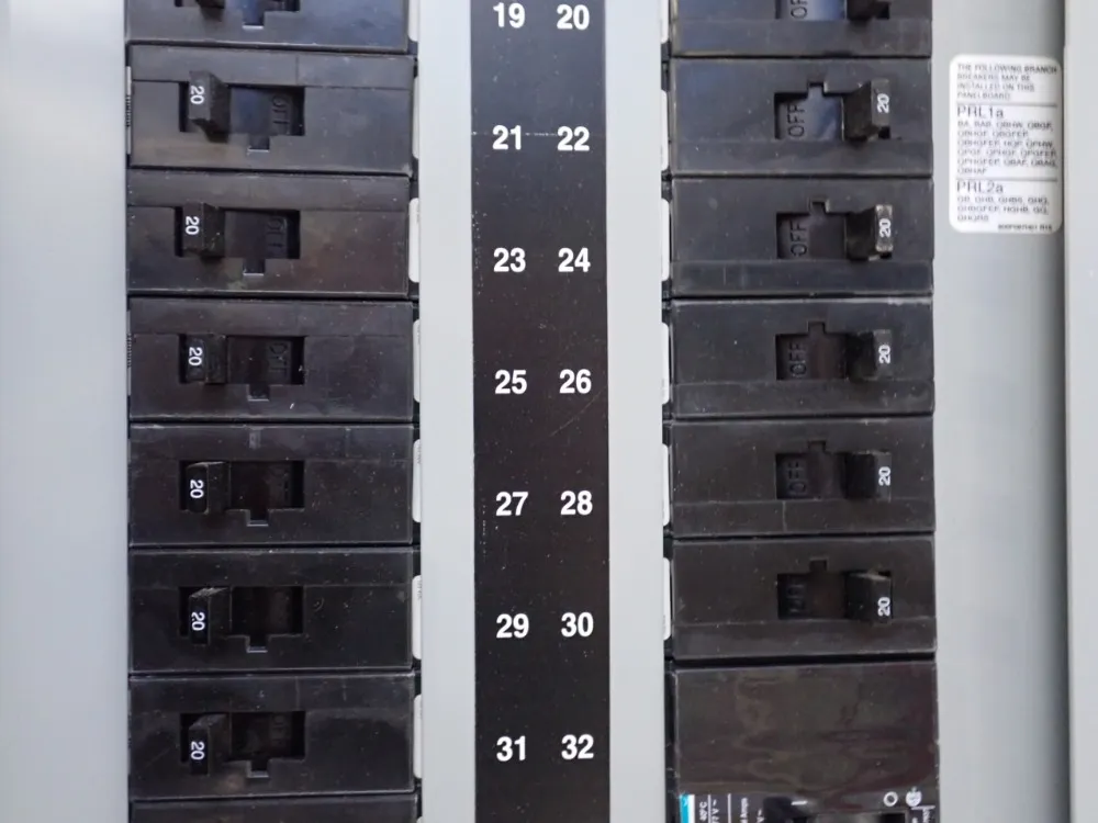 Square D 400 Amp / 277/480 Vac Panelboard - Prl2a