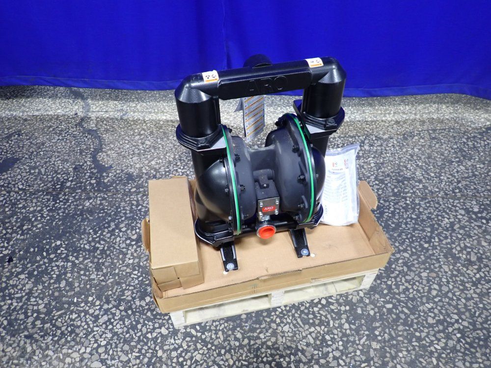 Ingersoll-rand Air-operated Double Diaphragm Pump - 666250-144-c