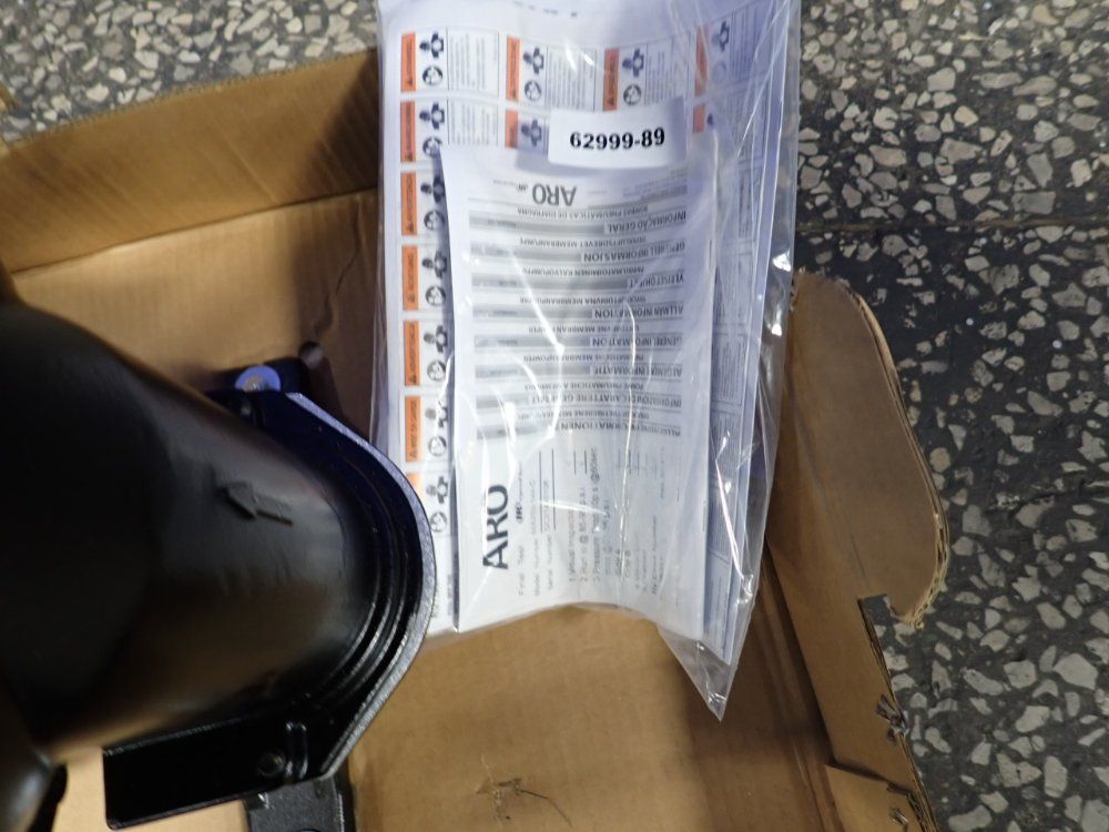 Ingersoll-rand Air-operated Double Diaphragm Pump - 666250-144-c