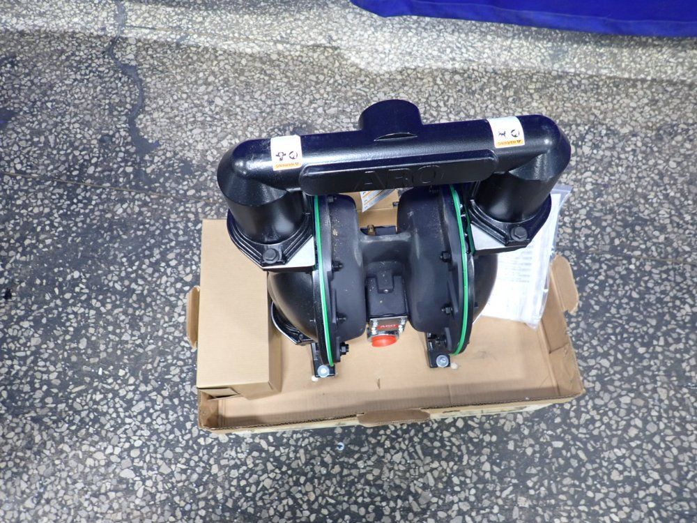 Ingersoll-rand Air-operated Double Diaphragm Pump - 666250-144-c