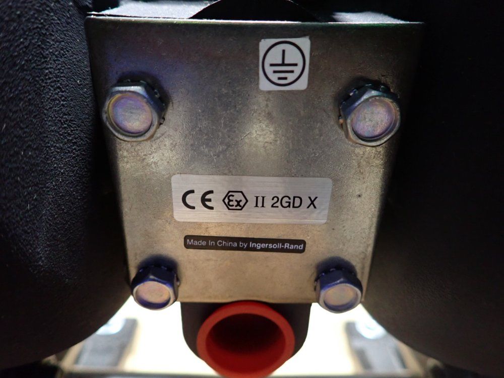 Ingersoll-rand Air-operated Double Diaphragm Pump - 666250-144-c