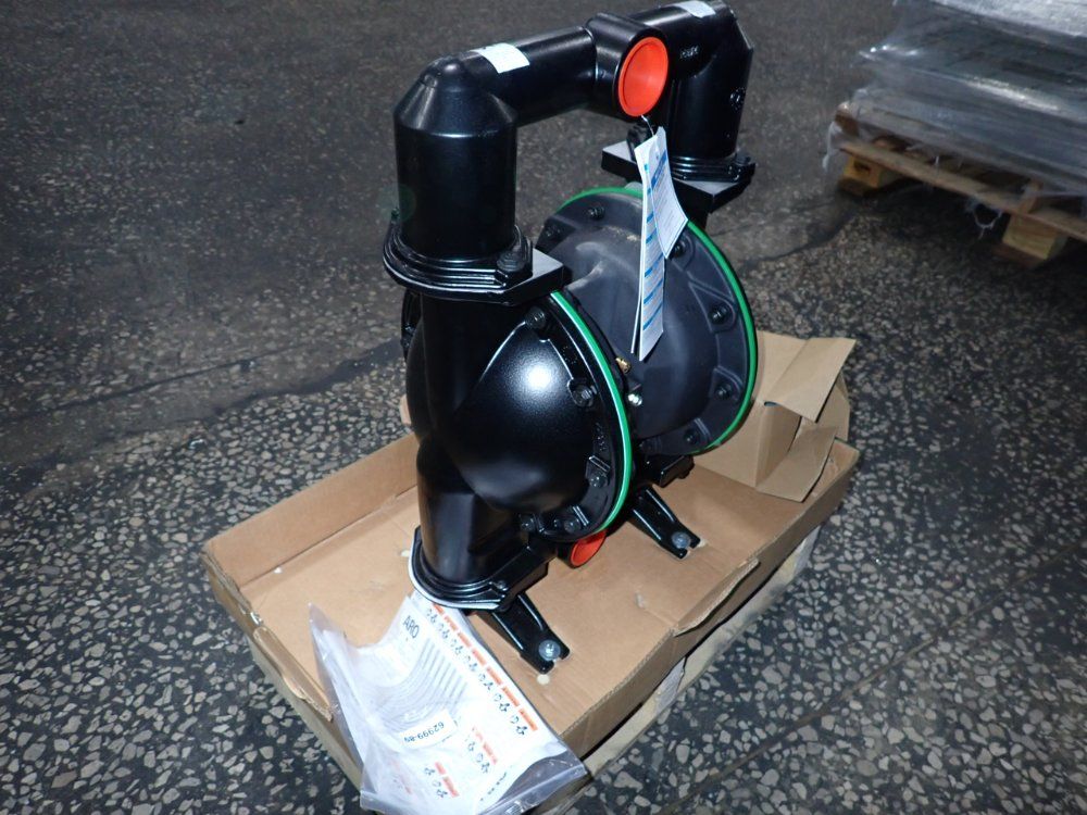 Ingersoll-rand Air-operated Double Diaphragm Pump - 666250-144-c