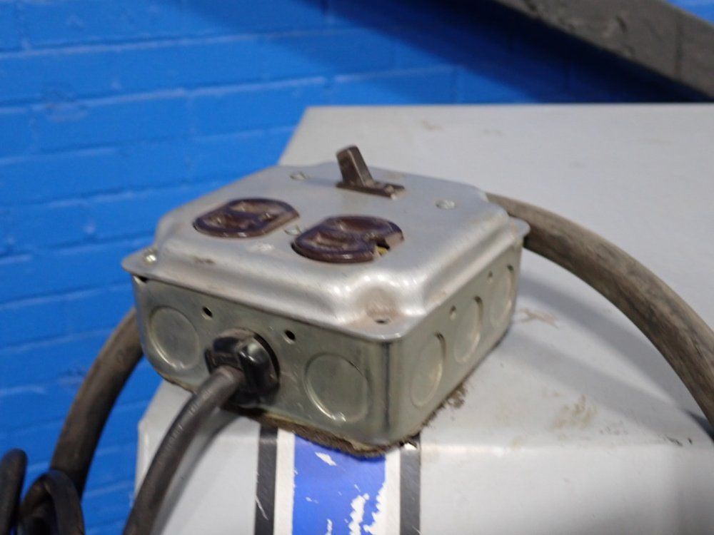 Skat Blast Dry Blast System