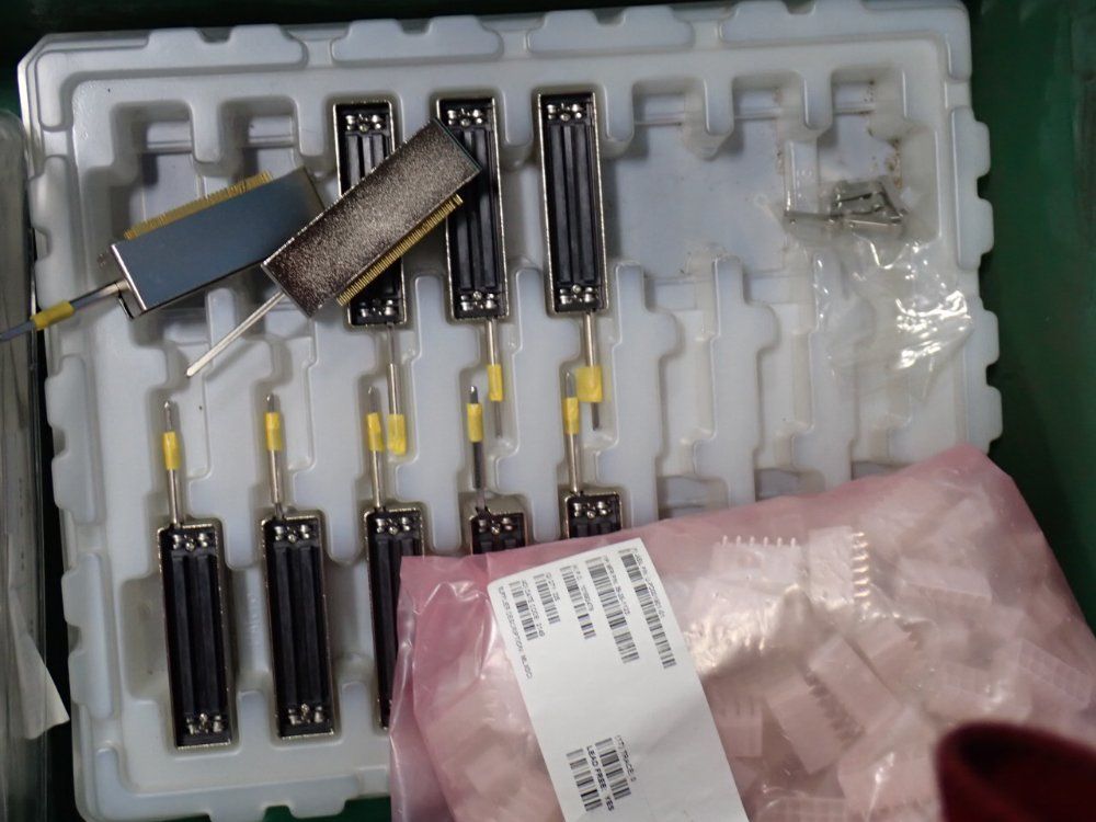 Connectors, Storage Trays & Accessories