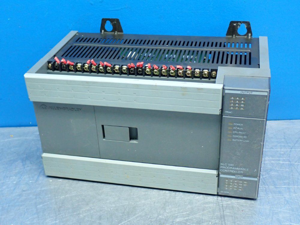 Allen Bradley 18-input 12-output Slc500 Fixed I/o Processor Module - 1747-l30d