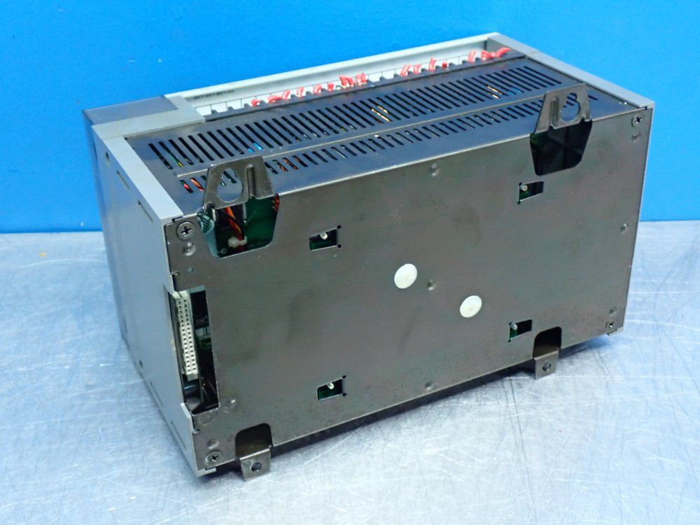 Allen Bradley 18-input 12-output Slc500 Fixed I/o Processor Module - 1747-l30d