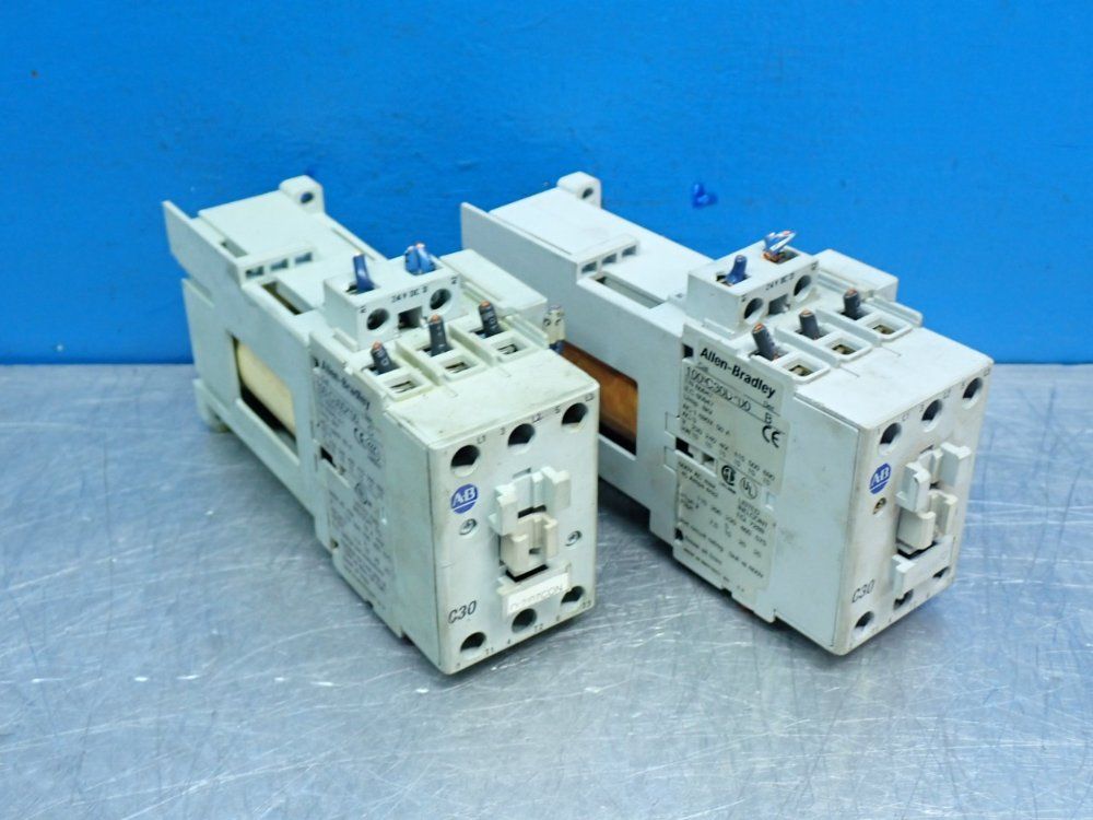 Allen Bradley Contactor, 2pcs - 100-c30d*00
