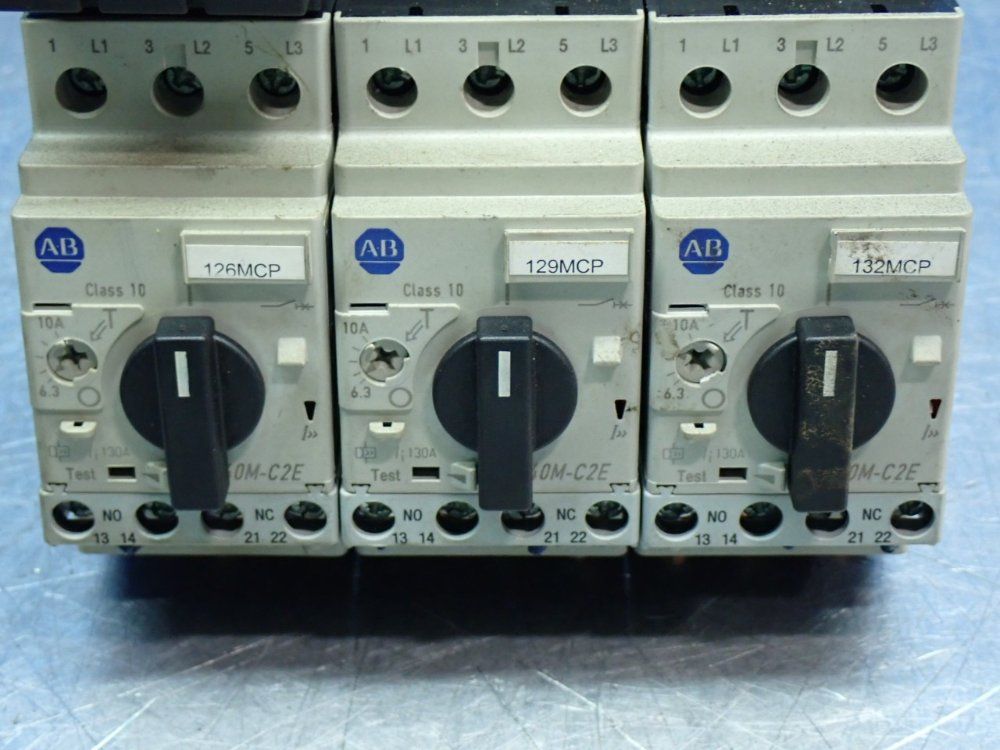 Allen Bradley Motor Protection Circuit Breaker, 3pcs - 140m-c2e-c10