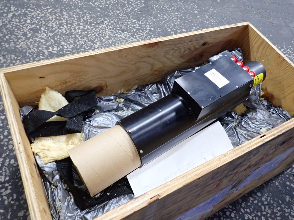 Moog Components Group Servo Actuator - 6996 201 000